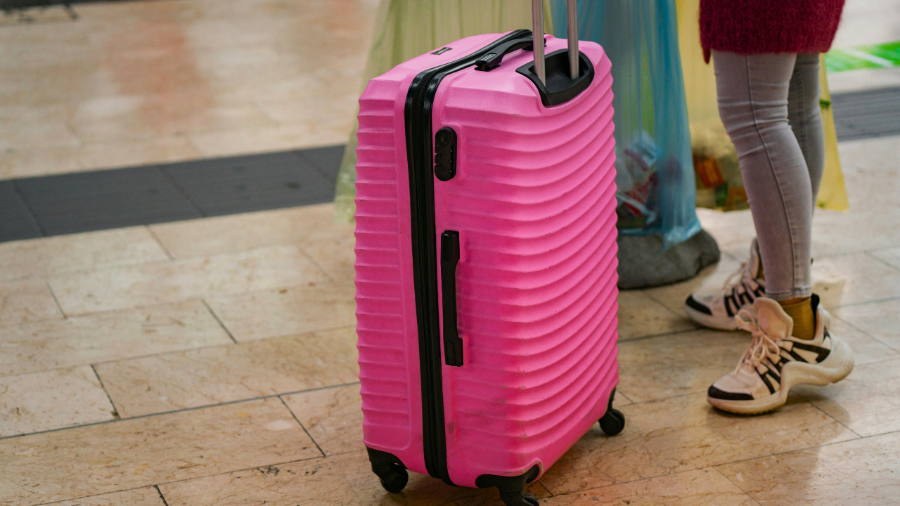 9 Best Carry-On Luggage Options for International Flights allotraveller